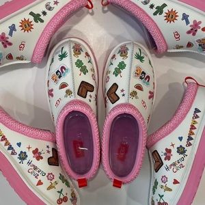 UGG Tasman Pop Sketch Humberto Cruz Tazz
Slipper Karol Size 5/7 Women's